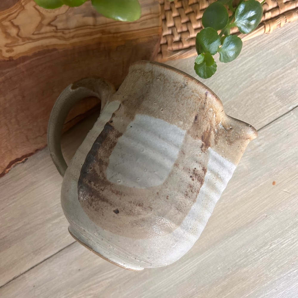 Handcrafted Ceramic Mug - Picture 4 of 8